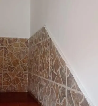 Bustiello Pensjonat Avilés